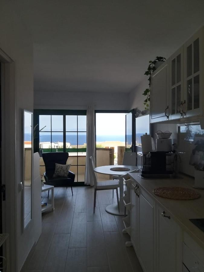Neu renoviertes, hübsches und gemütliches Appartement mit Balkon und Meerblick Costa De Antigua Exterior foto